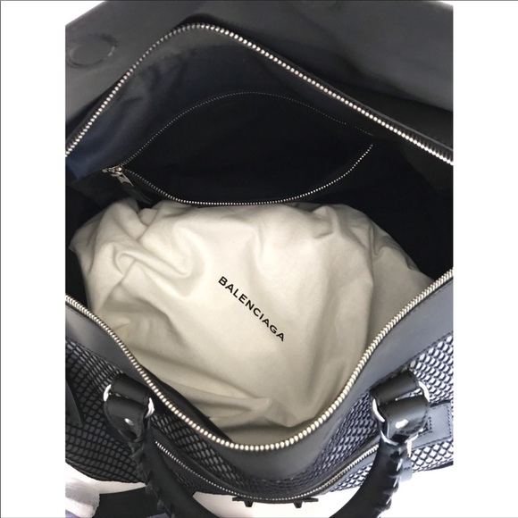 BALENCIAGA SPORTY TECHNIC SQUASH - Picture 6 of 7